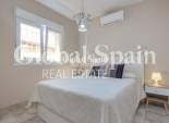 Resale - HOUSE -
TORREVIEJA - Center