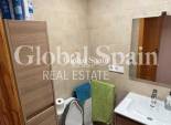 Wiederverkauf - WOHNUNG -
BENIDORM - Levante
