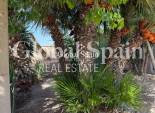 Resale - HOUSE -
LA MARINA - Elche / Elx