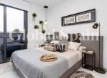 Nieuwbouw - Bungalow op de bovenste verdieping -
CIUDAD QUESADA