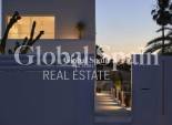 Nieuwbouw - VILLA -
ESTEPONA - Valle Romano