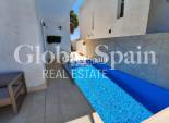 Venta - VILLA -
TORREVIEJA - Los Frutales