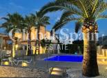 Wiederverkauf - VILLA -
ALFAZ DEL PI - Costa Blanca