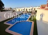 Resale - HOUSE -
ORIHUELA COSTA - VILLAMARTÍN