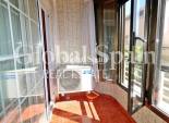 Wederverkoop - APPARTEMENT -
TORREVIEJA - Torrevieja