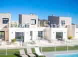 Nueva construcción  - CASA -
BAÑOS Y MENDIGO - Altaona Golf