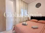 Revente - APPARTEMENT -
TORREVIEJA - Acequion