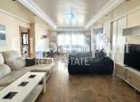 Wederverkoop - APPARTEMENT -
TORREVIEJA - Torrevieja