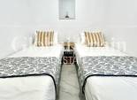 Resale - APARTMENT -
LA ZENIA - Costa Blanca