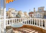 Wiederverkauf - VILLA -
ORIHUELA COSTA - Los Almendros-la Florida