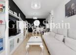 Wederverkoop - APPARTEMENT -
TORREVIEJA - Center
