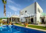 Wiederverkauf - VILLA -
TORREVIEJA - Torreta - Florida