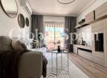 Revente - APPARTEMENT -
TORREVIEJA - Habaneras