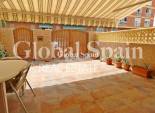 Wiederverkauf - HAUS -
TORREVIEJA - Playa De Los Náufragos