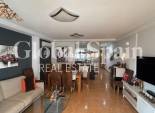 Wederverkoop - APPARTEMENT -
TORREVIEJA - Torrevieja