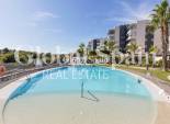 Resale - Apartment -
ORIHUELA COSTA - VILLAMARTÍN