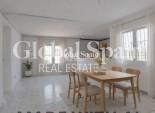 Resale - VILLA -
TORREVIEJA - La Siesta - El Salado - Torreta