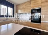 Revente - APPARTEMENT -
BENIDORM - Zona de Poniente
