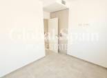 Wederverkoop - PENTHOUSE -
TORREVIEJA - Paseo maritimo