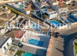 Resale - VILLA -
TORREVIEJA - Costa Blanca