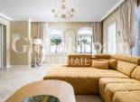 Odsprzedaż - WILLA  -
TORREVIEJA - 