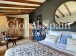 Resale - VILLA -
RELLEU - Inland