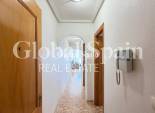 Revente - APPARTEMENT -
TORREVIEJA - Playa del Cura
