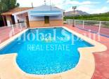 Resale - VILLA -
CALASPARRA - Inland