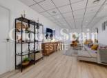 Venta - APARTAMENTO -
TORREVIEJA - Playa del Cura