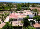 Resale - HOUSE -
LA MARINA - Costa Blanca