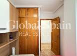 Revente - APPARTEMENT -
TORREVIEJA - Playa del Cura