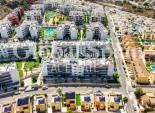 Revente - APPARTEMENT -
ORIHUELA COSTA - VILLAMARTÍN
