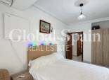 Revente - APPARTEMENT -
TORREVIEJA - Estacion de autobuses