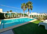 Resale - VILLA -
ALGORFA - LA FINCA GOLF / ALGORFA