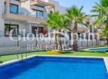 Resale - APARTMENT -
ORIHUELA COSTA - VILLAMARTÍN