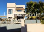 Resale - VILLA -
LA NUCÍA - Costa Blanca