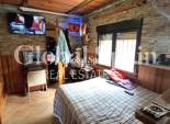 Venta - CASA -
GEA Y TRUYOLS - Inland
