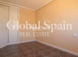 Wederverkoop - APPARTEMENT -
Orihuela Costa - Punta Prima