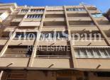 Wederverkoop - PENTHOUSE -
TORREVIEJA - Paseo maritimo