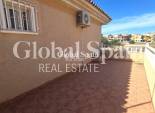 Wederverkoop - VILLA -
TORREVIEJA - LOS BALCONES - LOS ALTOS
