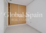 Wederverkoop - APPARTEMENT -
TORREVIEJA - Estacion de autobuses