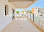 Resale - Apartment -
ORIHUELA COSTA - VILLAMARTÍN