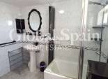 Venta - VILLA -
CREVILLENTE