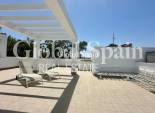 Wiederverkauf - PENTHOUSE -
GUARDAMAR DEL SEGURA - EL RASO