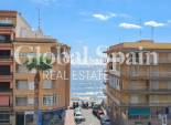 Wederverkoop - PENTHOUSE -
TORREVIEJA - Playa De Los Náufragos