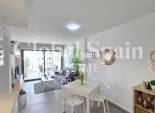 Wederverkoop - APPARTEMENT -
ORIHUELA COSTA - Villamartín *