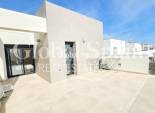 Wiederverkauf - VILLA -
ROJALES - Cuidad Quesada