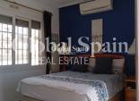 Resale - VILLA -
VILLAMARTÍN - Costa Blanca