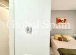 Wederverkoop - APPARTEMENT -
TORREVIEJA - Playa del Cura