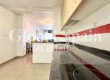 Venta - APARTAMENTO -
TORREVIEJA - Torrevieja